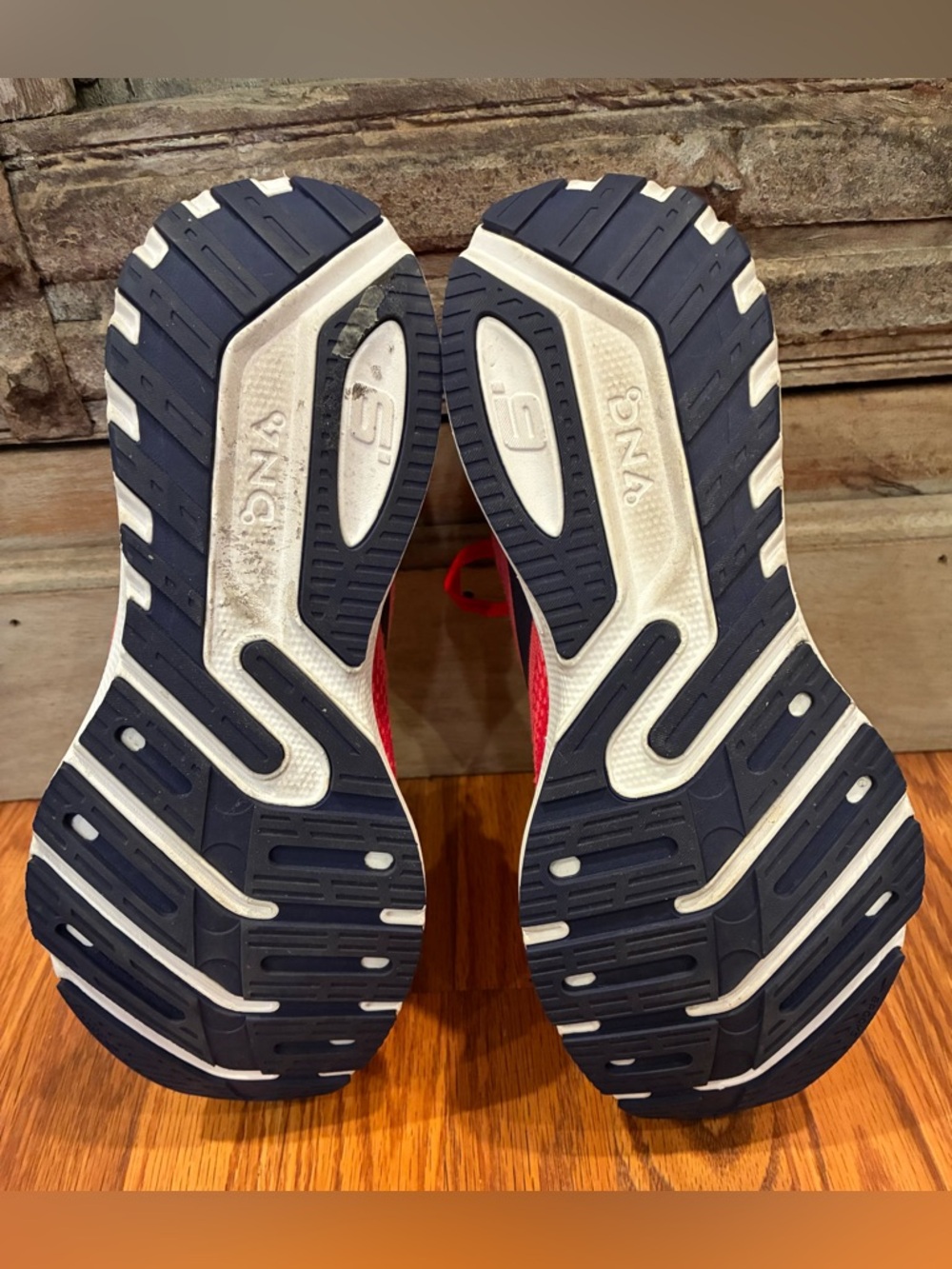 Brooks Launch 9 Running Shoes Pink Navy Women’s Size 8 Medium - Picture 9 of 10